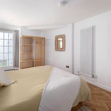 Spacious Apartment - 5 Minutes Walk To Bath Abbey Kültér fotó