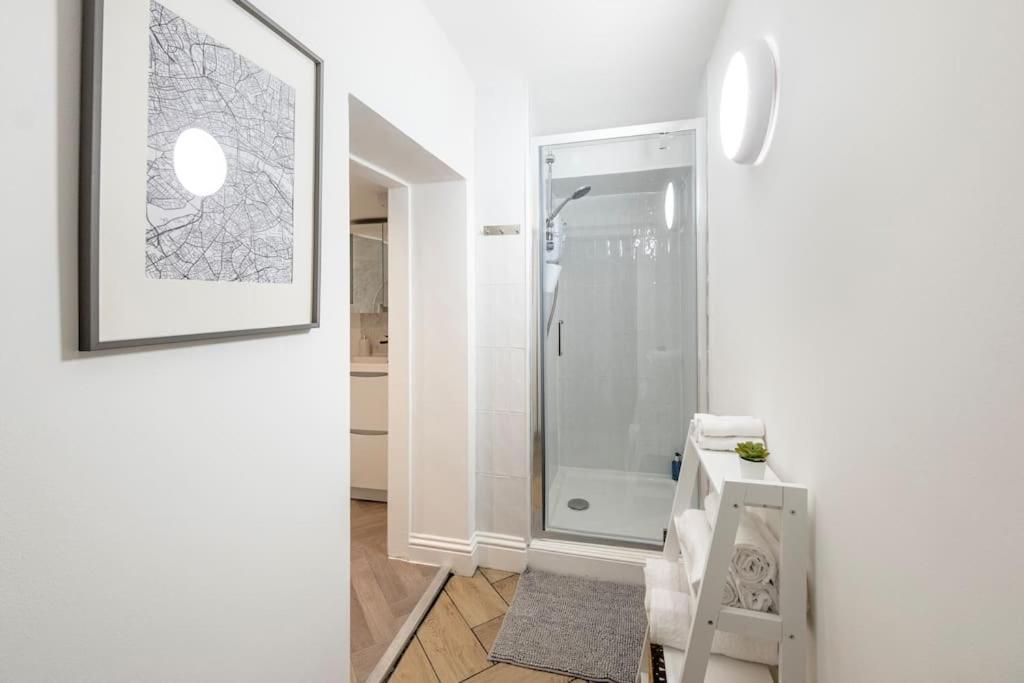 Spacious Apartment - 5 Minutes Walk To Bath Abbey Kültér fotó