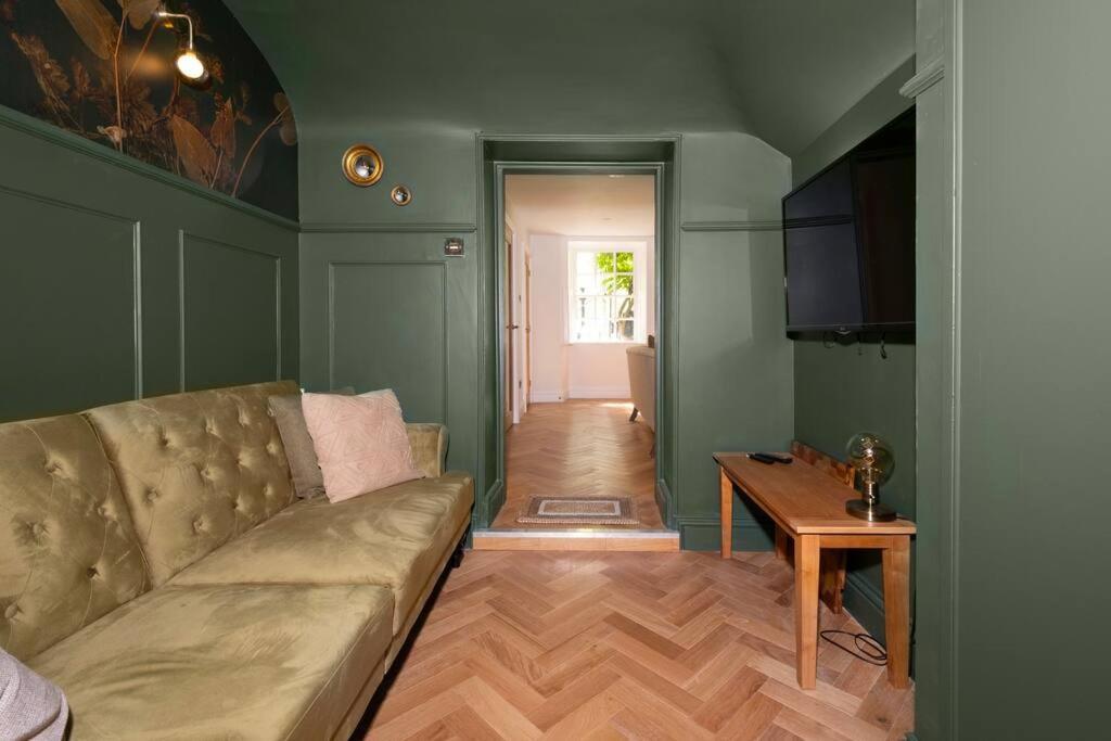 Spacious Apartment - 5 Minutes Walk To Bath Abbey Kültér fotó